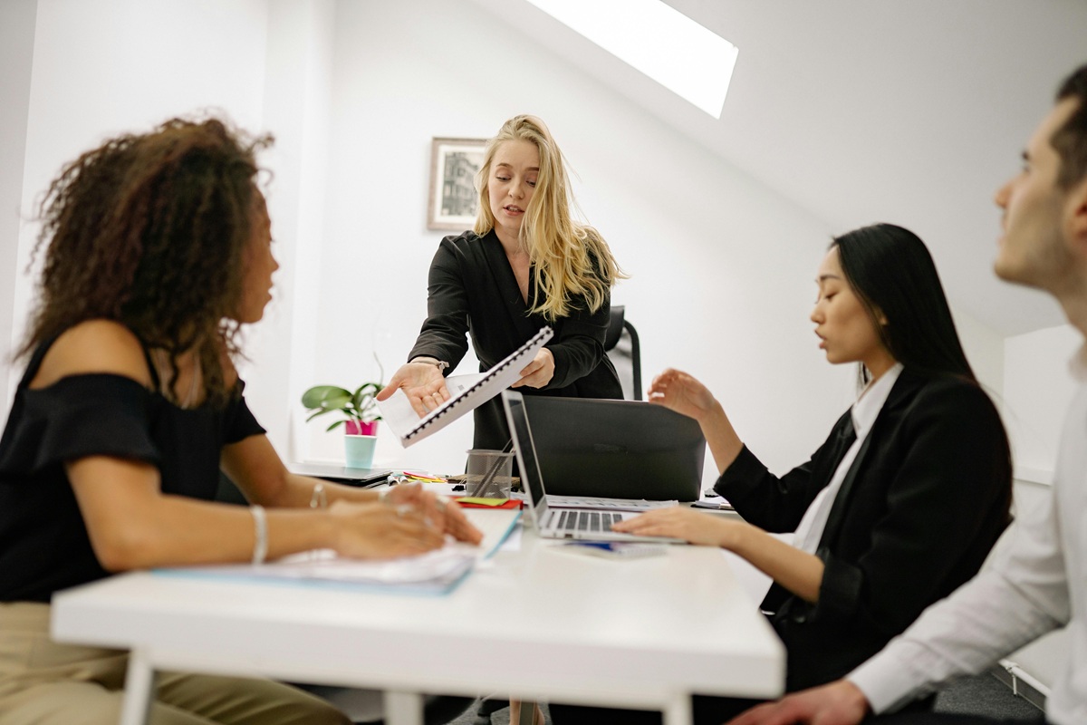 how women in stem can build crowdfunding network
